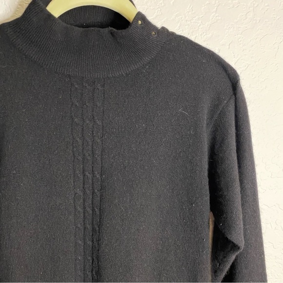 LORD & Taylor 100% Cashmere Sweater - Picture 3 of 6
